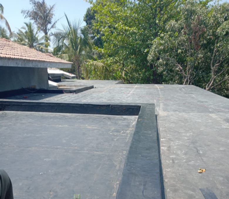 Revolutionizing Flat Roof Waterproofing in Tropical Climates with Rubber Membranes